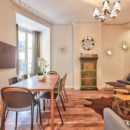 57 - Luxury Parisian Sebastopol 1 Paříž